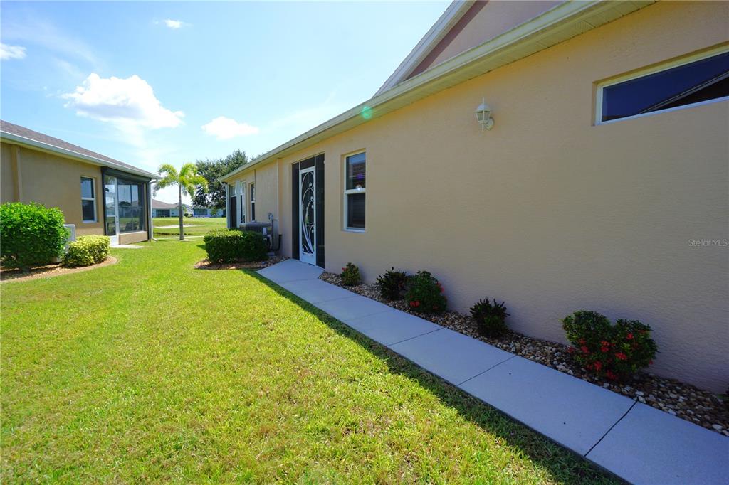 1840 KNIGHTS BRIDGE TRAIL, PORT CHARLOTTE, FL — photo 3 of 30
