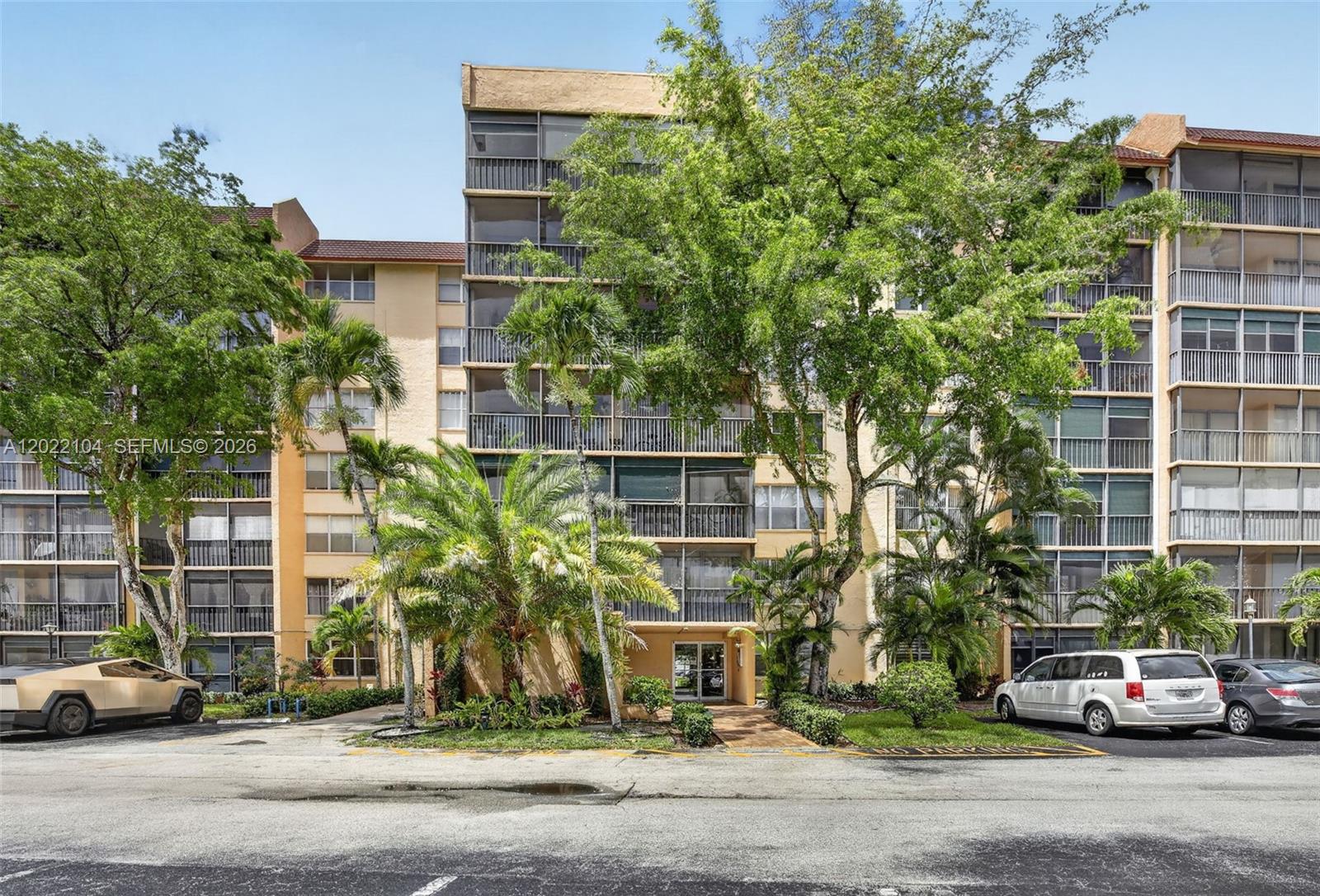 3771 Environ Blvd # 355, Lauderhill FL 33319