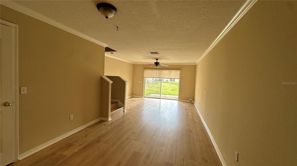 6918 HAWTHORNE TRACE LANE, RIVERVIEW, FL — photo 2 of 13