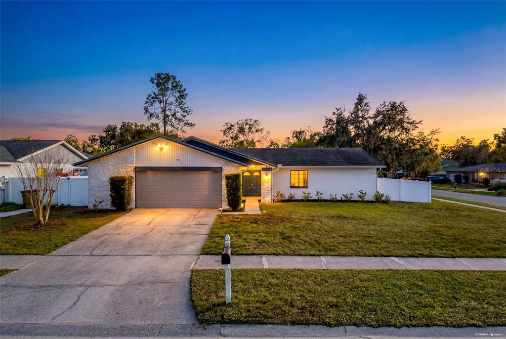 7813 RIVER RIDGE DRIVE