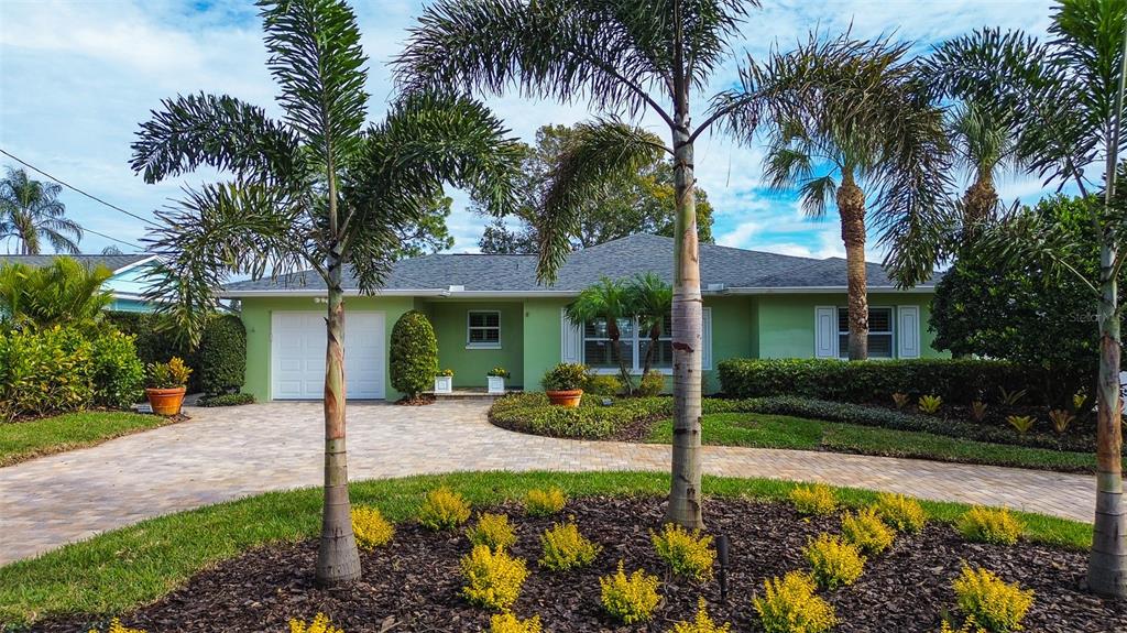 718 BAYSHORE DRIVE