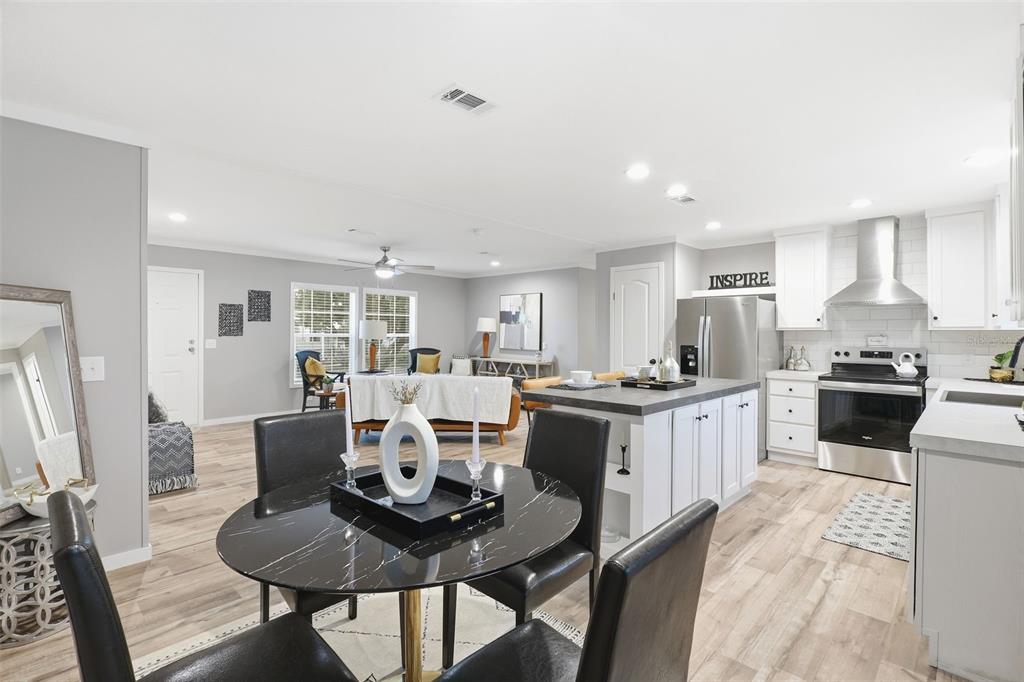 1913 WOODCREST DRIVE, ORMOND BEACH, FL — photo 4 of 30