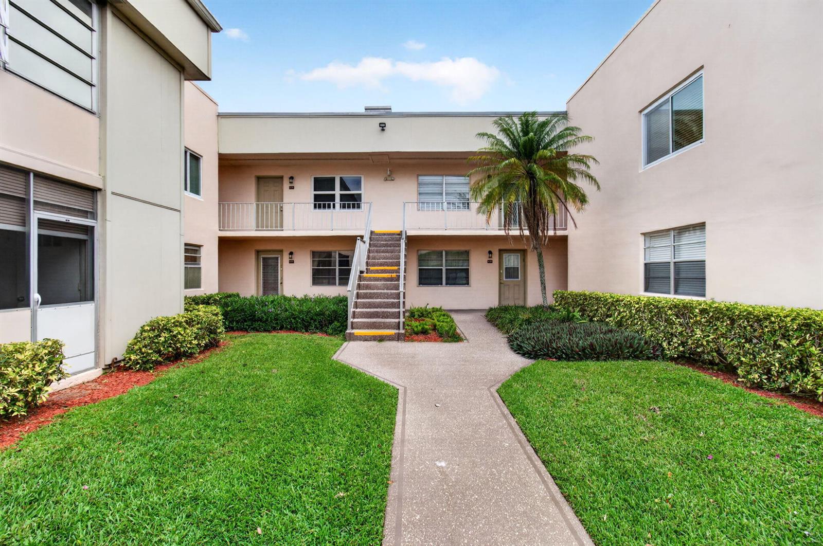 349 Capri # H, Delray Beach FL 33484