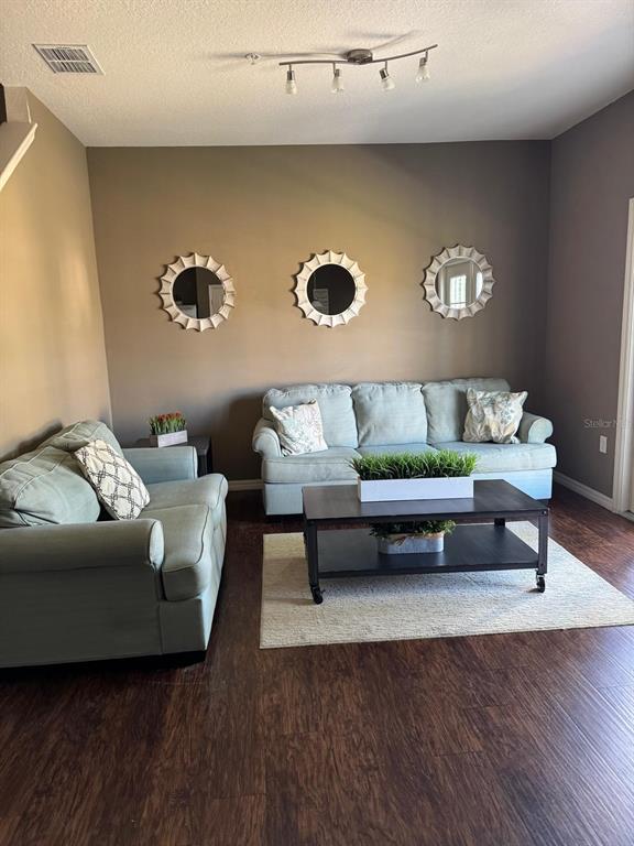 8981 SHINE DRIVE, KISSIMMEE, FL — photo 2 of 23
