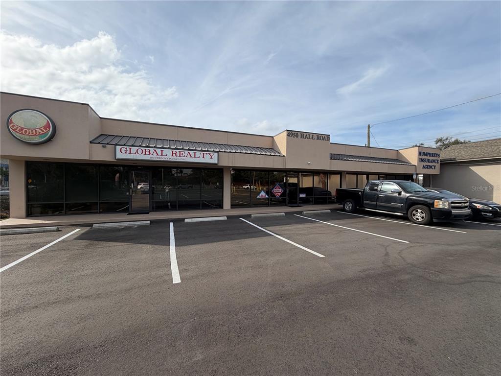 4950 HALL UNIT B