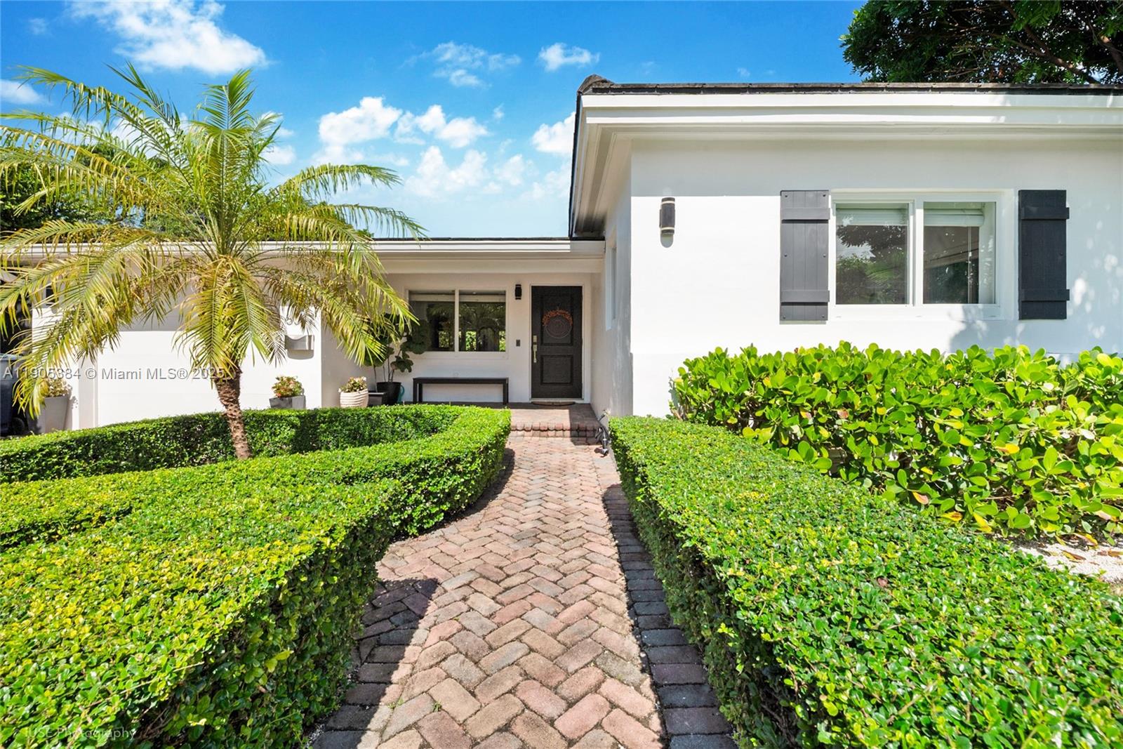 6047 SW 34th St, Miami FL 33155