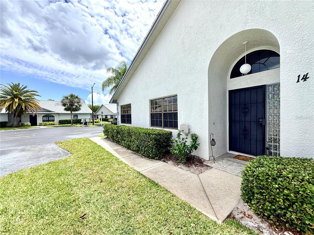 2749 COUNTRYSIDE BOULEVARD UNIT 14