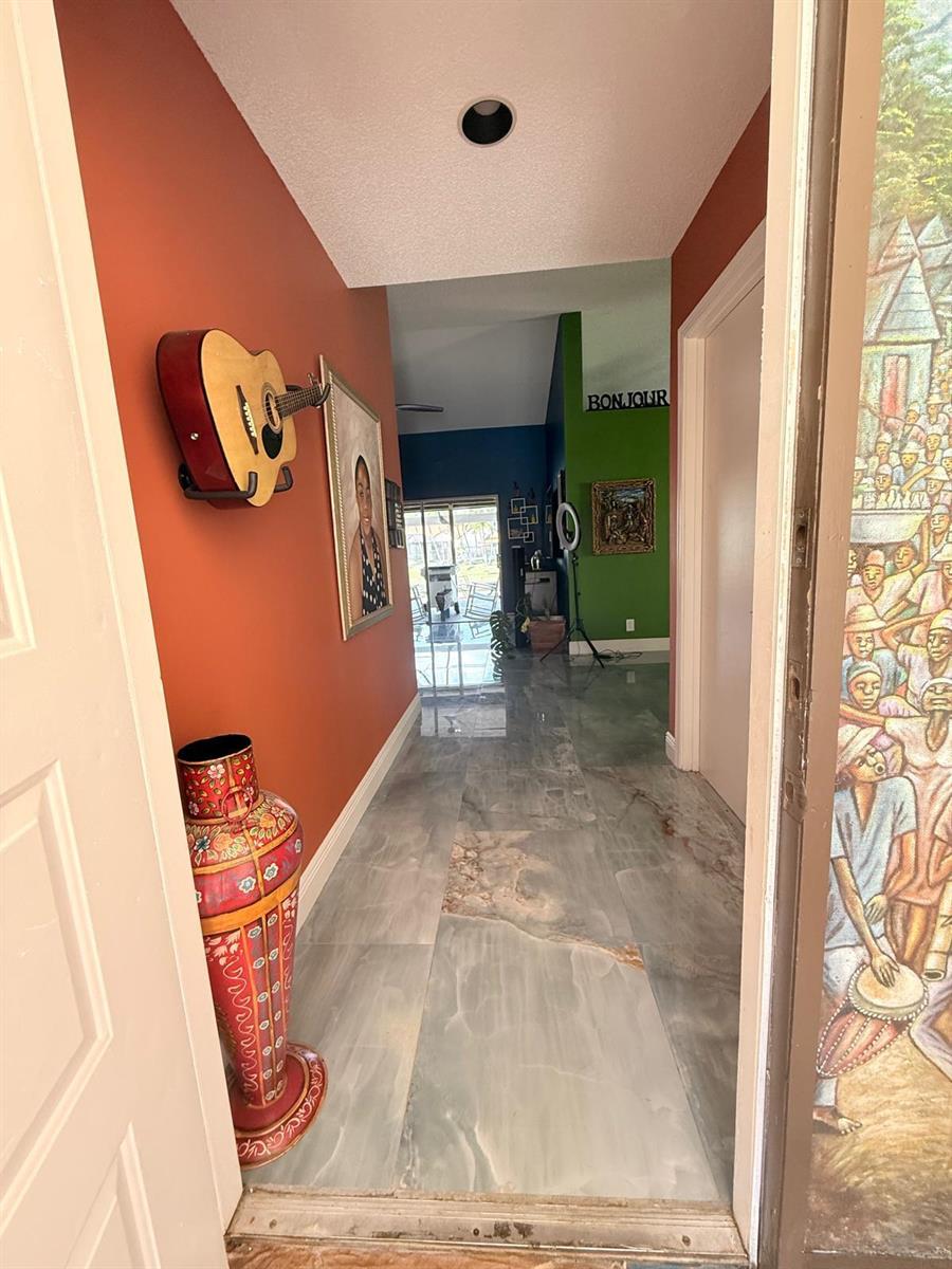 FRNT ENTRY — DEERFIELD BEACH, FL