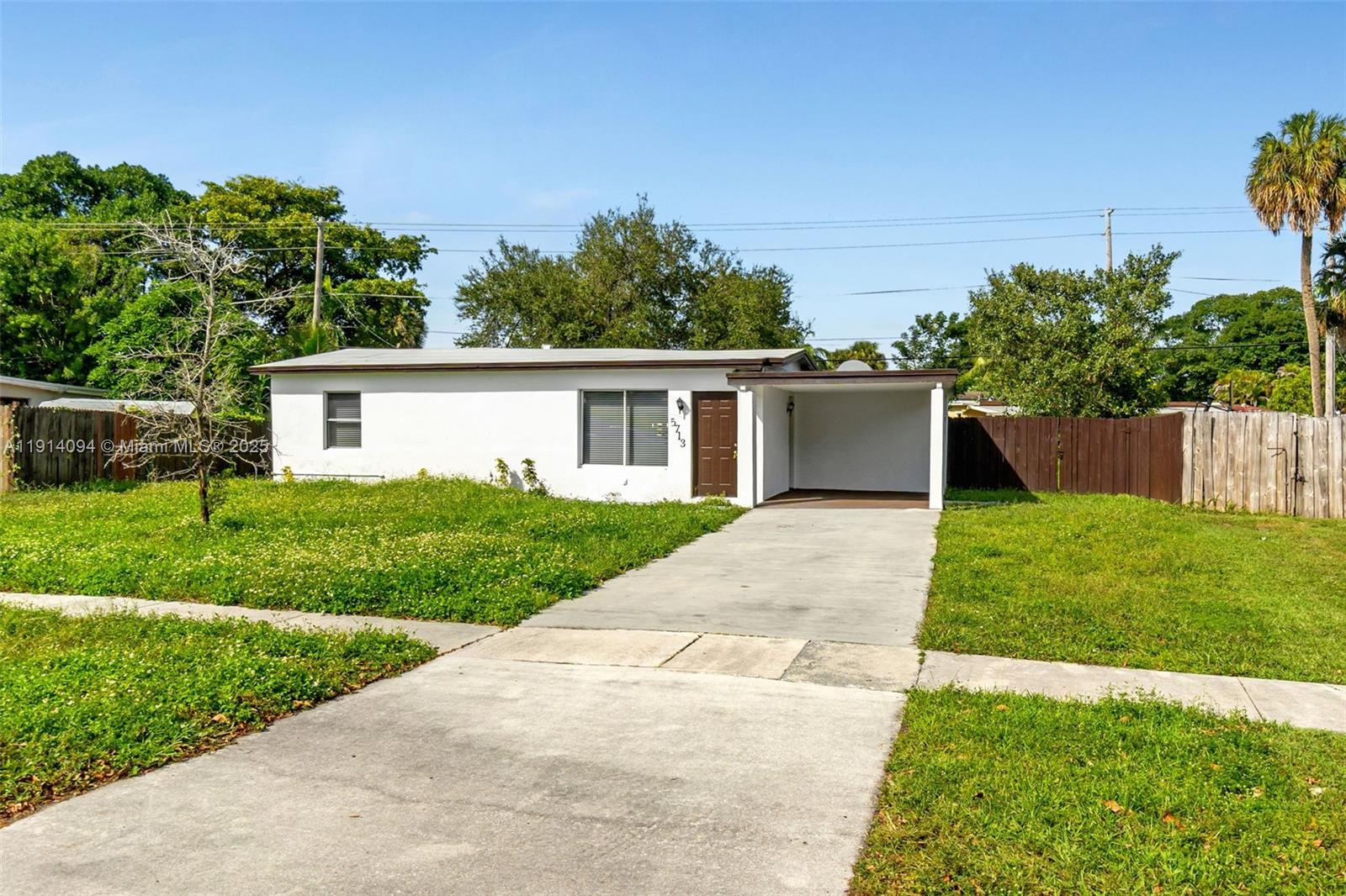 5713 Seton Dr, Margate FL 33063