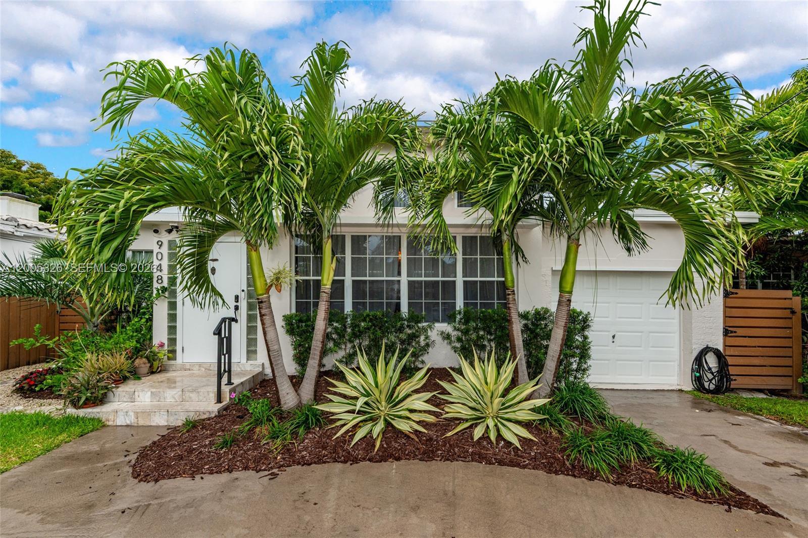 9048 Carlyle Ave, Surfside FL 33154