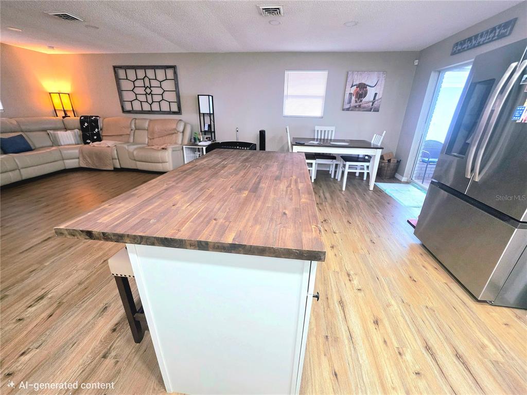 1380 EAGLE AVENUE E, EAGLE LAKE, FL — photo 4 of 21