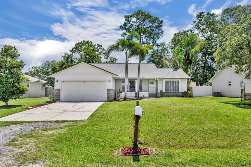1181 PINE LANE
