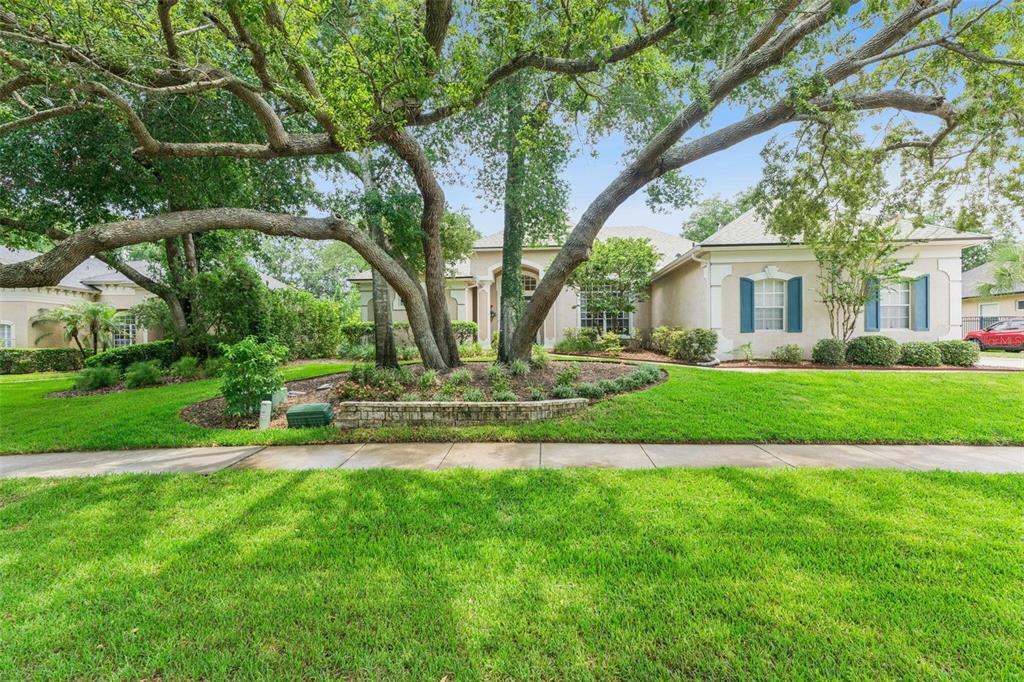 418 WOLDUNN CIRCLE