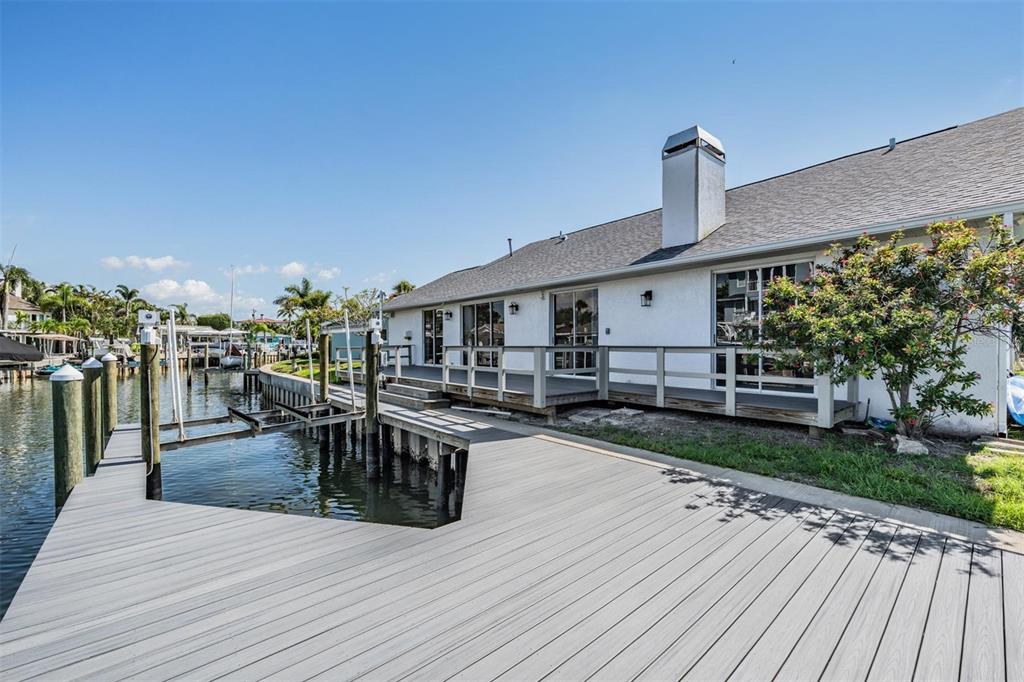 2127 LAGOON DRIVE, DUNEDIN, FL — photo 2 of 29