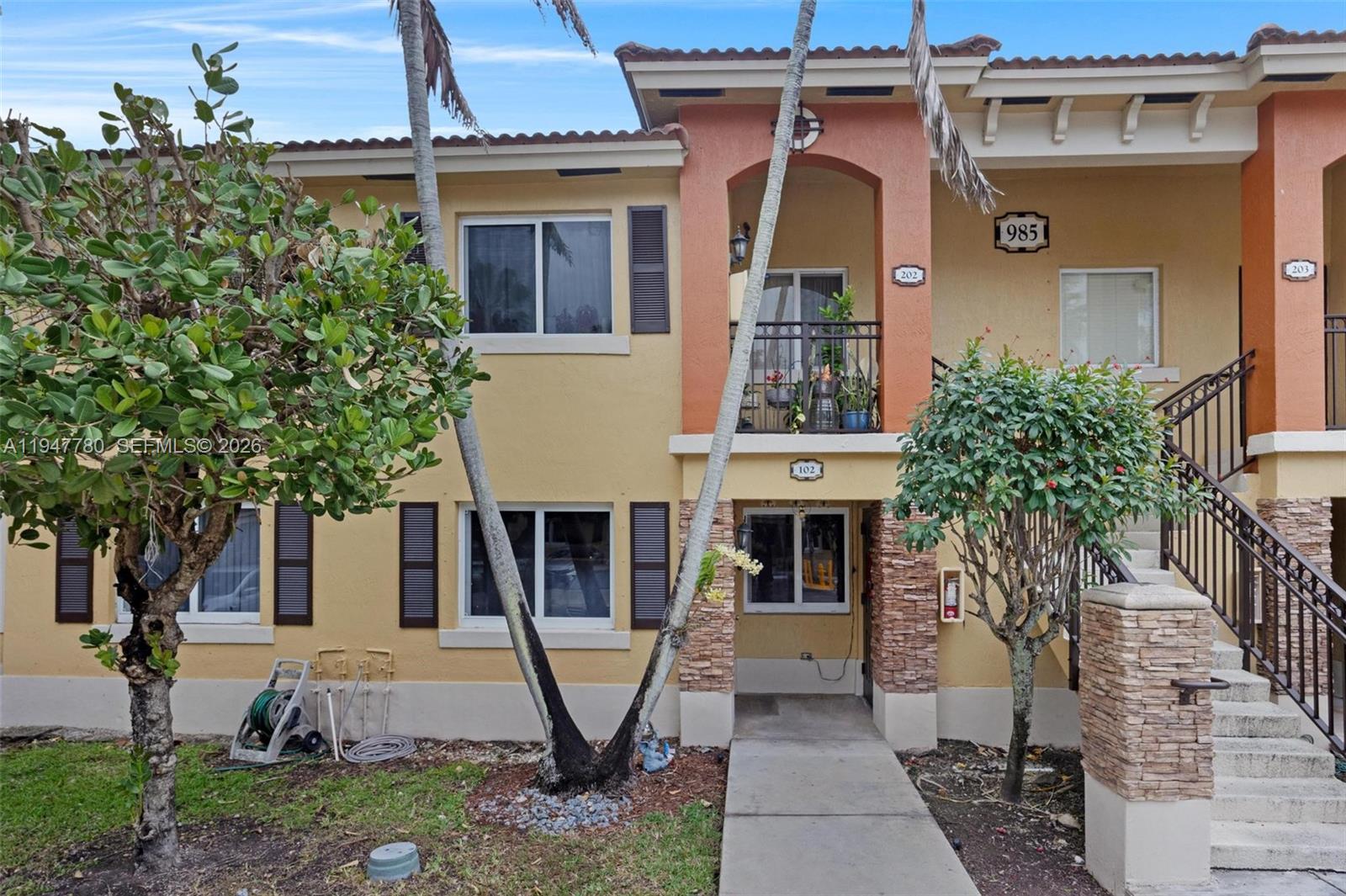 985 NE 33rd Ter # 102, Homestead FL 33033