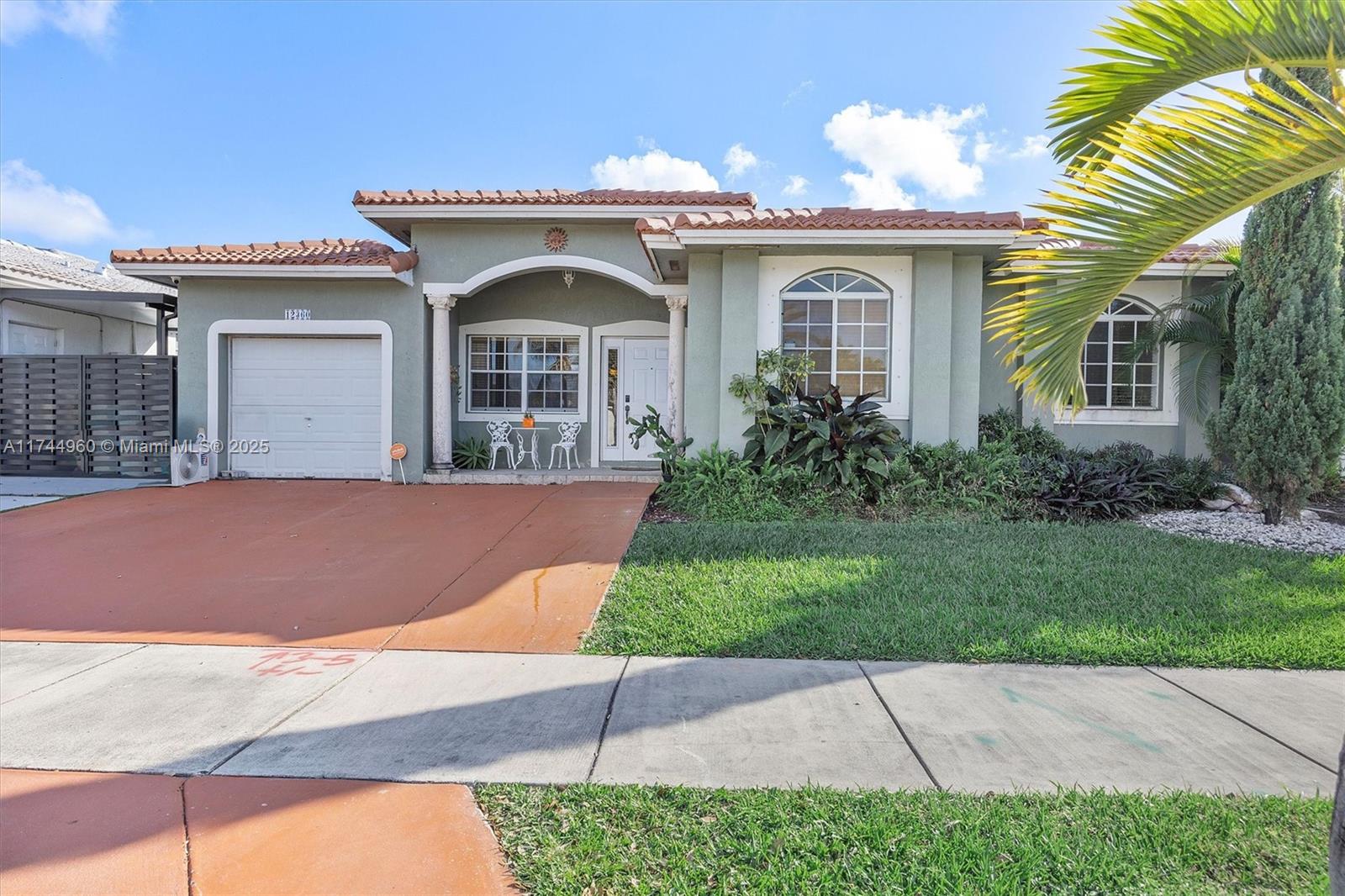 12360 SW 212th St, Miami FL 33177