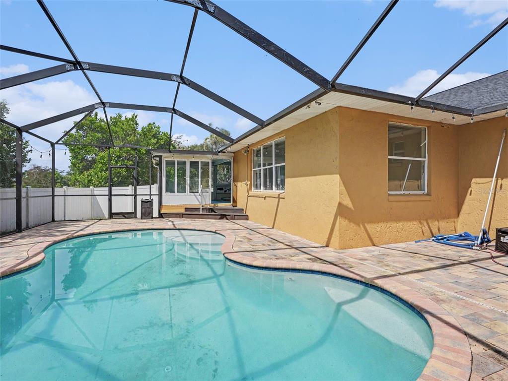 808 CHAMBERLAIN LOOP, LAKE WALES, FL — photo 2 of 20