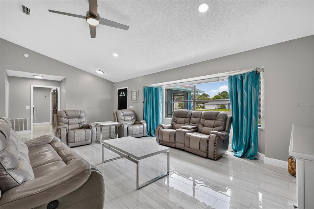 1845 WILLOW OAK DRIVE, EDGEWATER, FL — photo 3 of 30