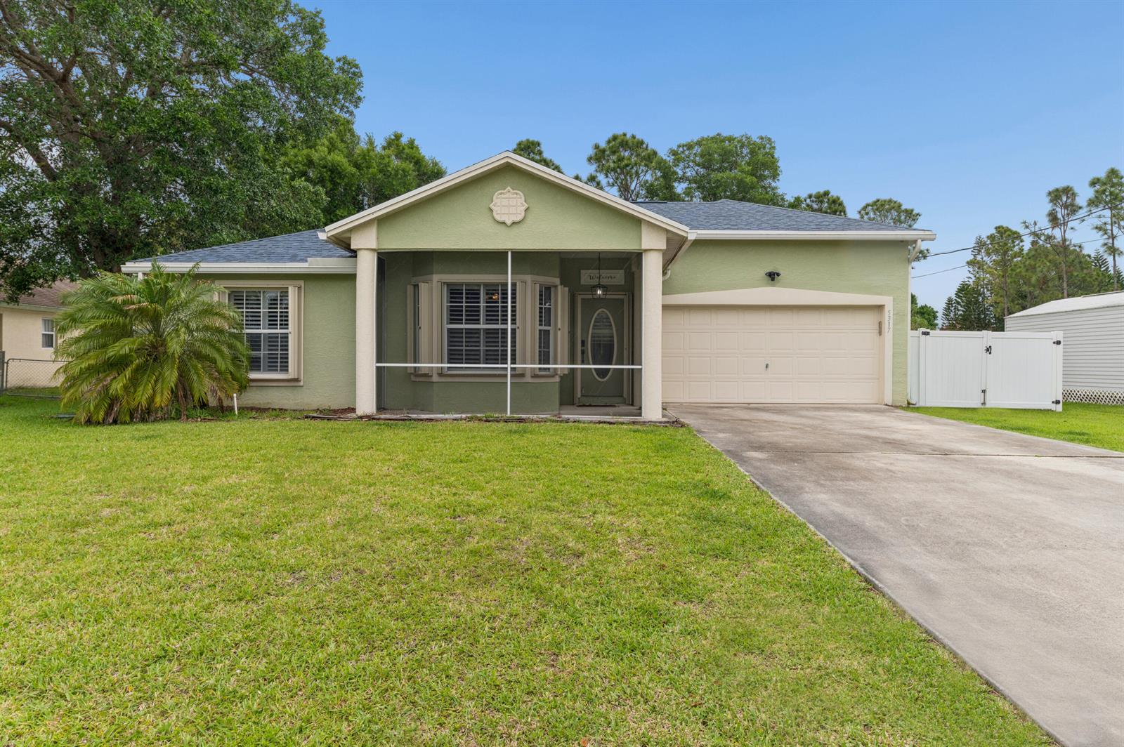 5317 NW South Lanett Circle, Port St. Lucie FL 34986