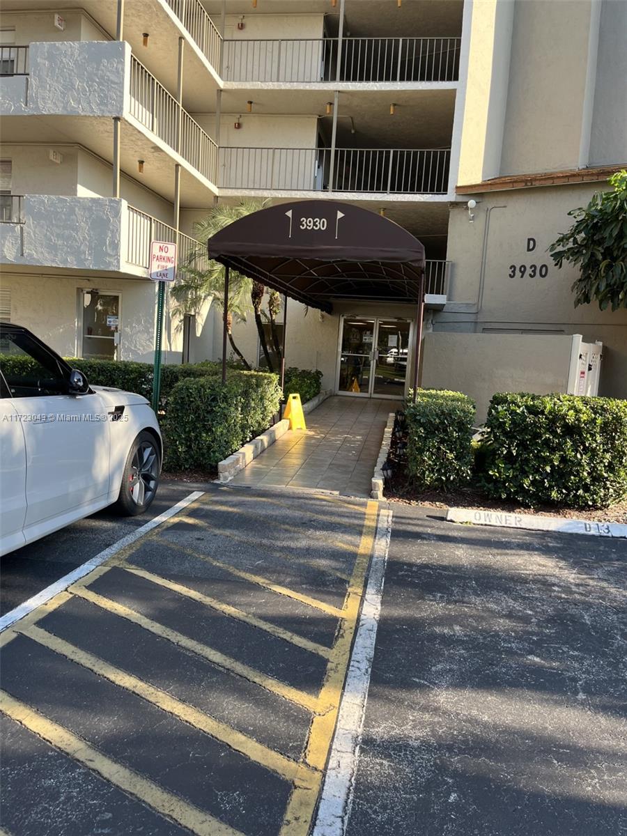 3930 Inverrary # D, Lauderhill FL 33319