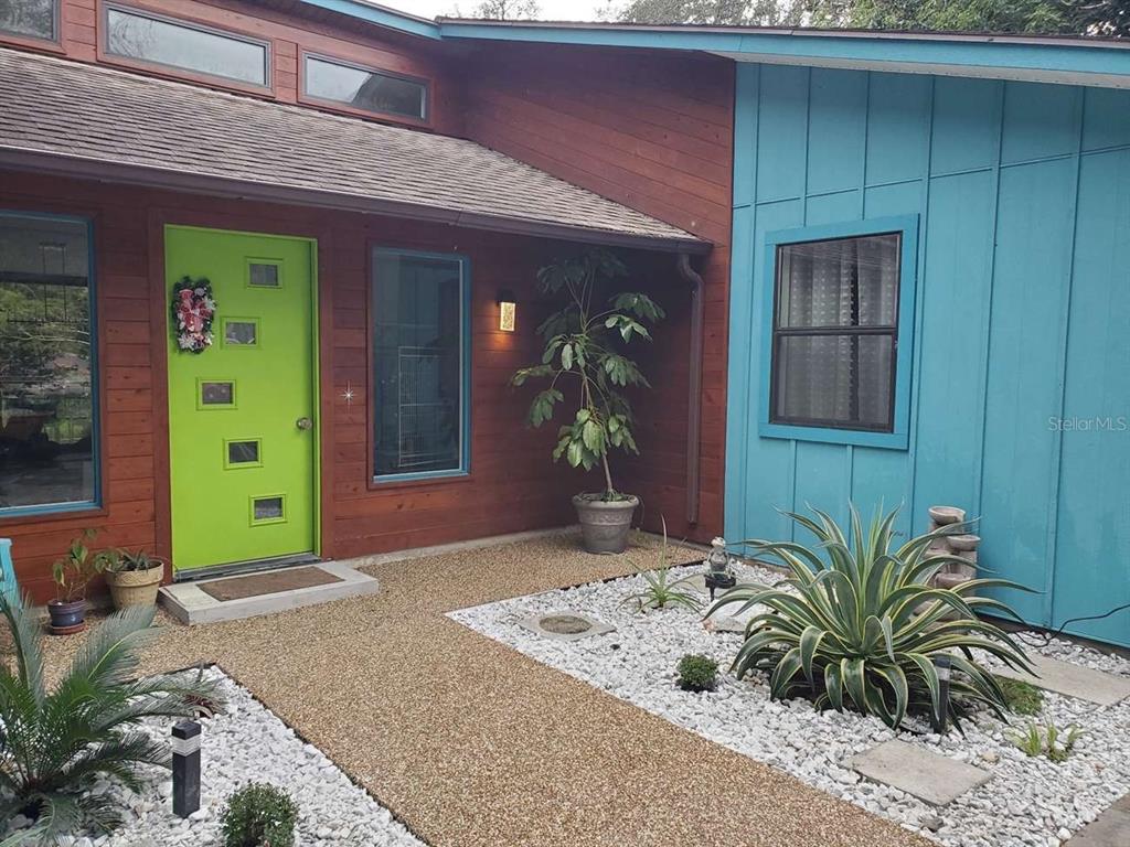 5017 E 127TH AVENUE, TEMPLE TERRACE, FL — photo 2 of 24