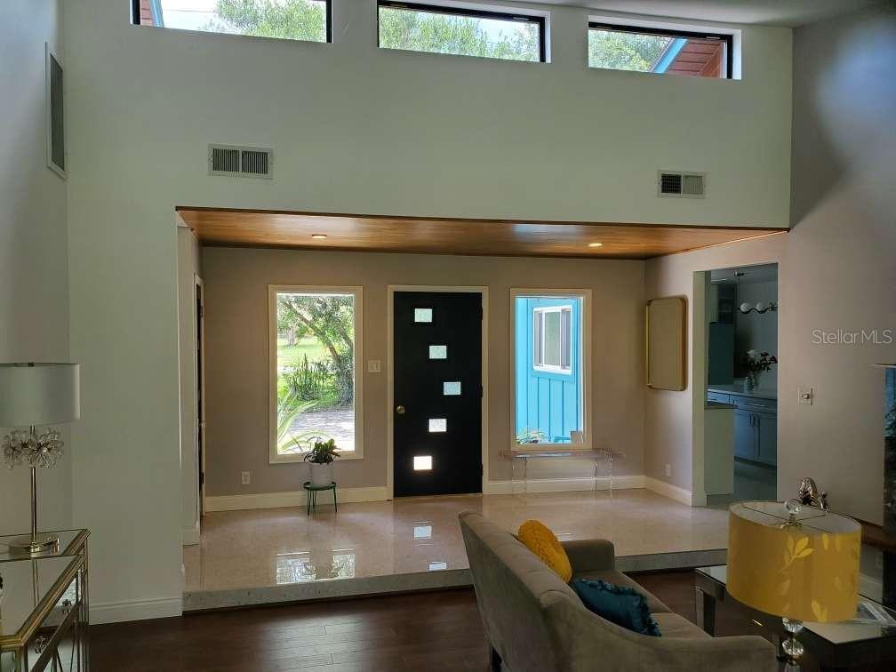 5017 E 127TH AVENUE, TEMPLE TERRACE, FL — photo 4 of 24