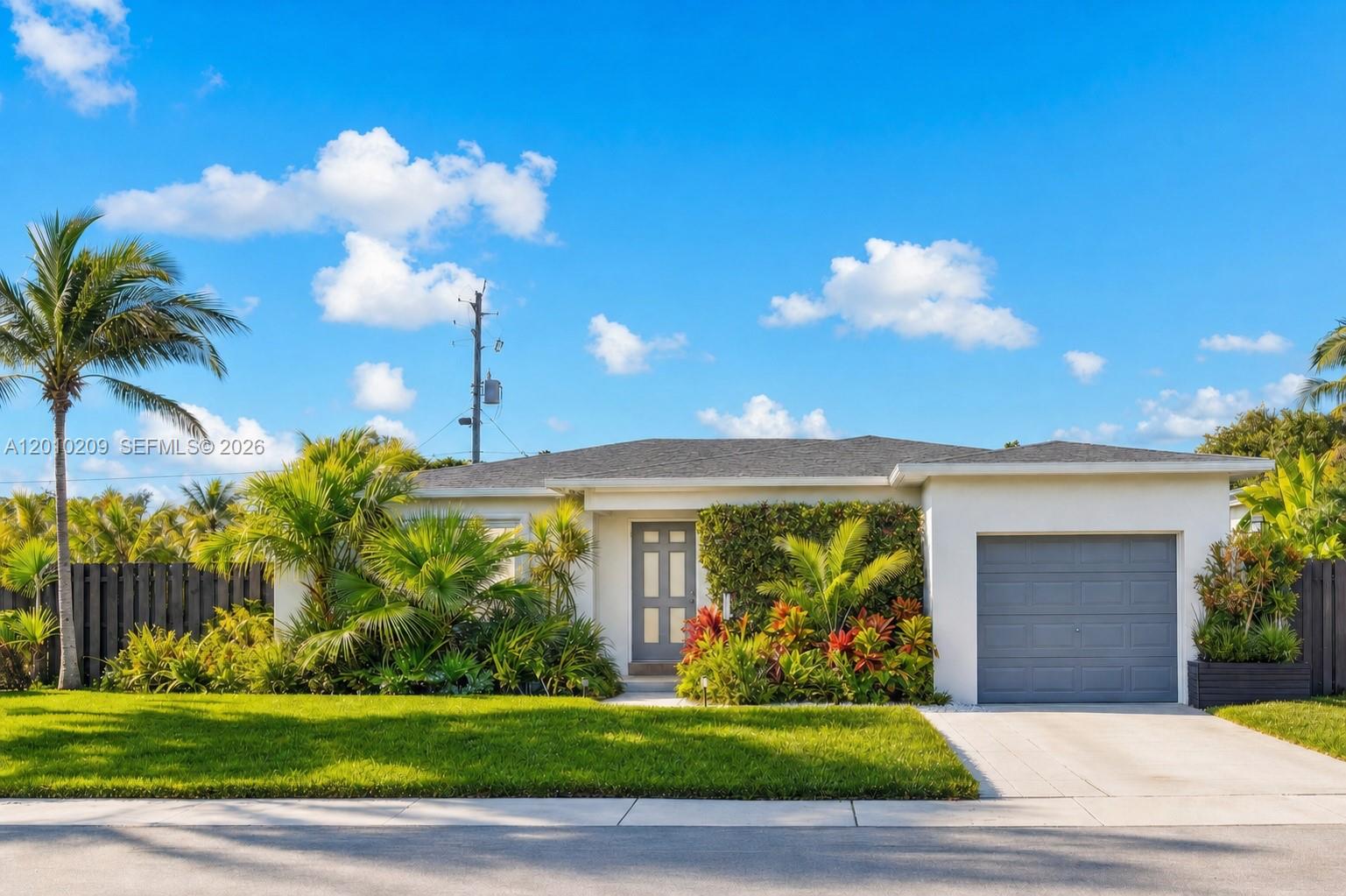 234 SE 3rd Ter, Dania Beach FL 33004