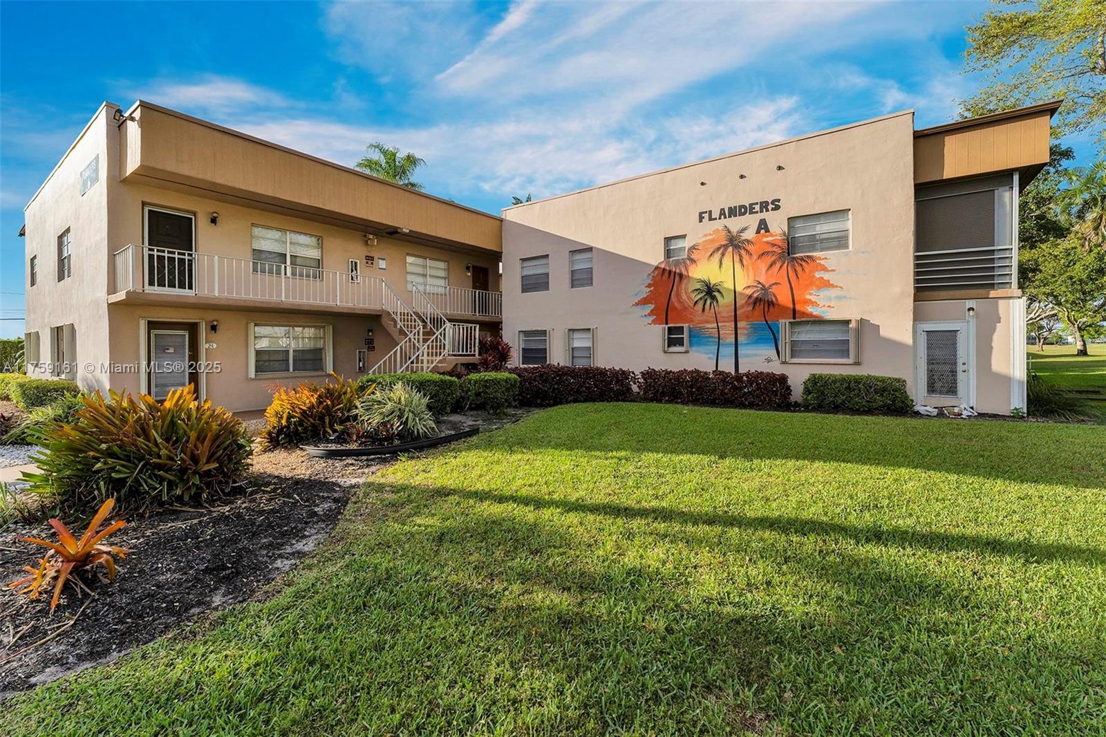 38 Flanders A # 38, Delray Beach FL 33484