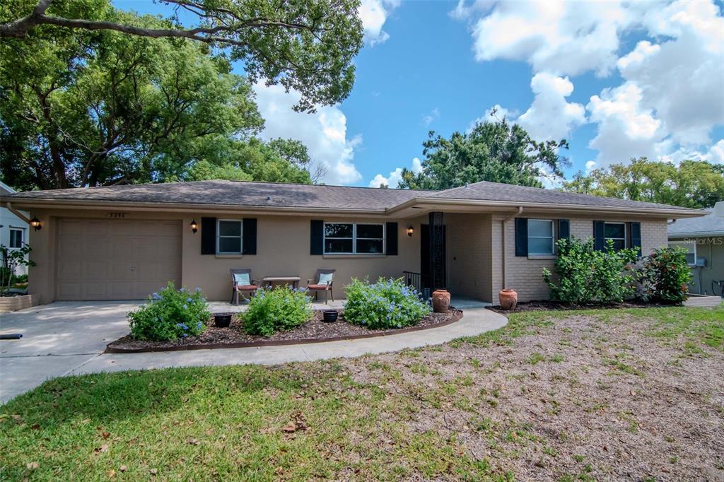 3250 CAUSEWAY DRIVE