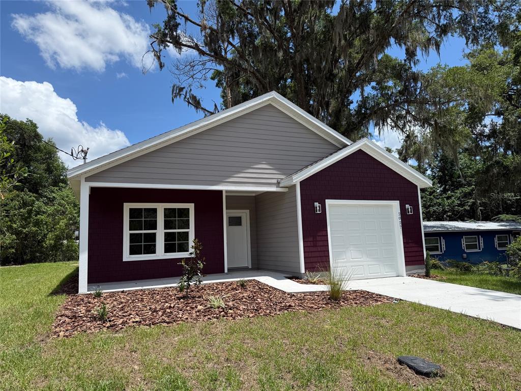 2027 SE 45 TERRACE