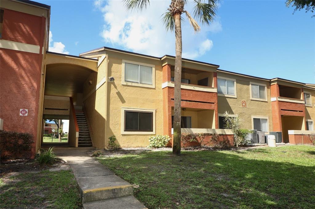 662 KENWICK CIRCLE UNIT 102