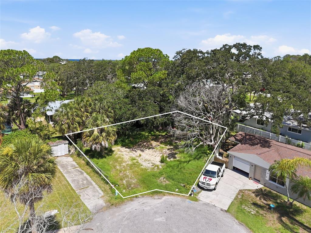 4925 AMHERST COURT