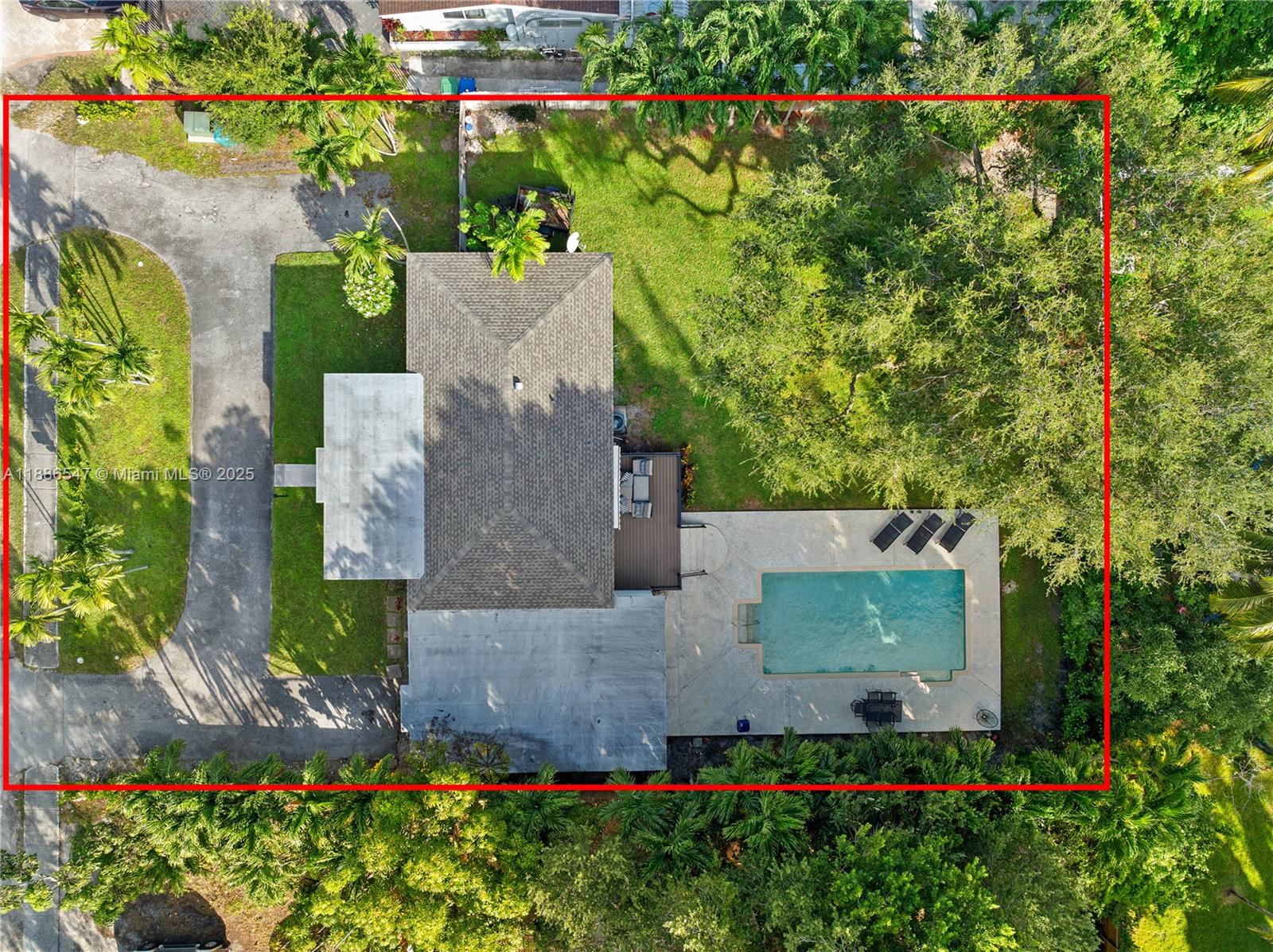 370 NE 159th St, Miami FL 33162