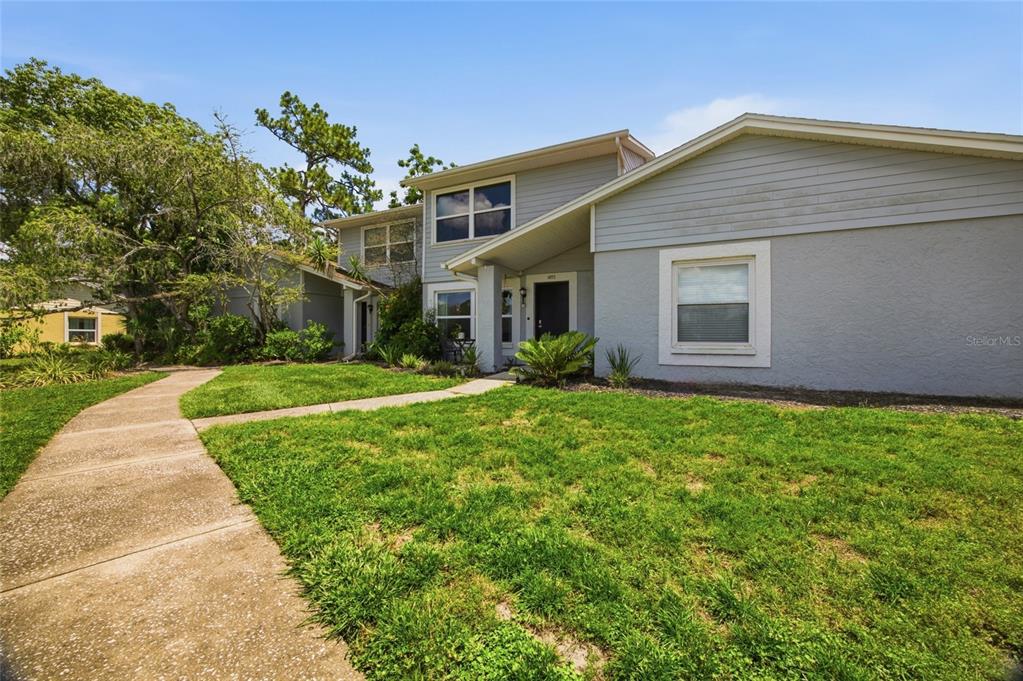 14713 LAKE FOREST DRIVE, LUTZ, FL — photo 2 of 30