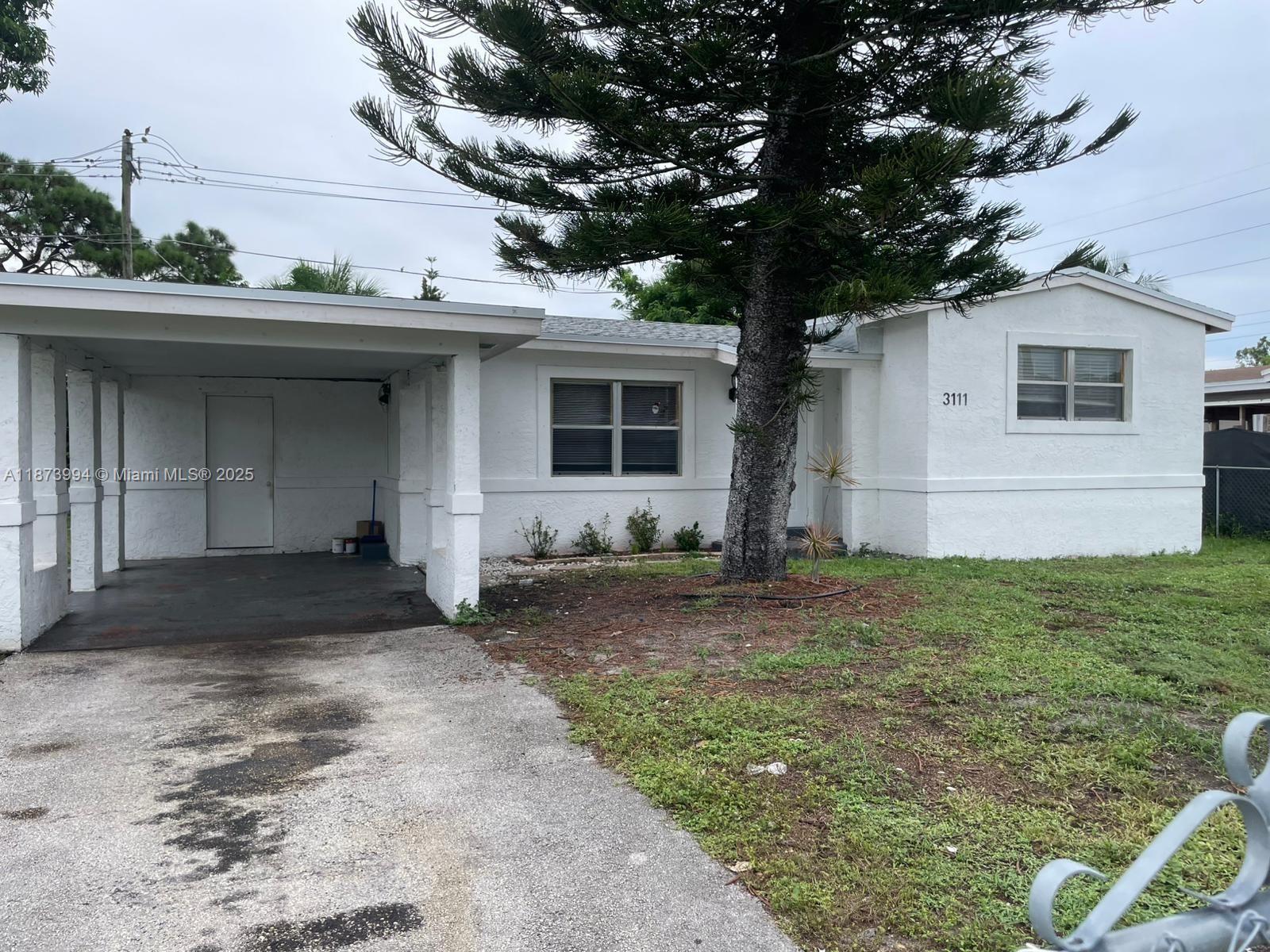 3111 NW 4th Pl, Lauderhill FL 33311