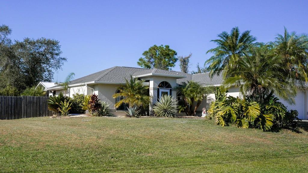 3357 N CHAMBERLAIN BOULEVARD, NORTH PORT, FL — photo 4 of 30