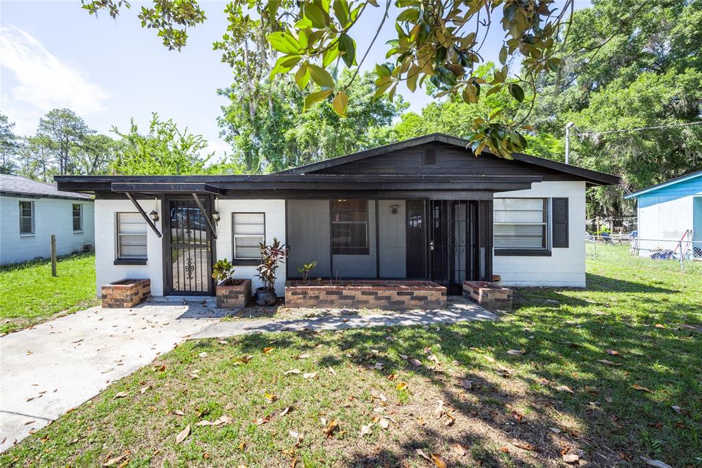 1029 SE 10TH AVENUE