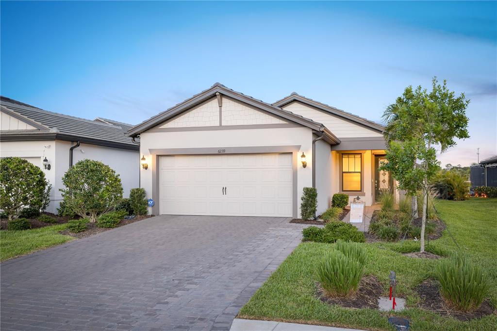 6239 BAYWOOD COURT