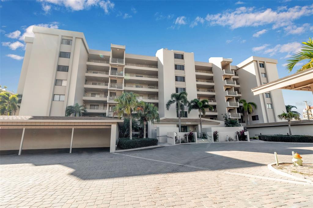 6342 MIDNIGHT PASS ROAD UNIT 423