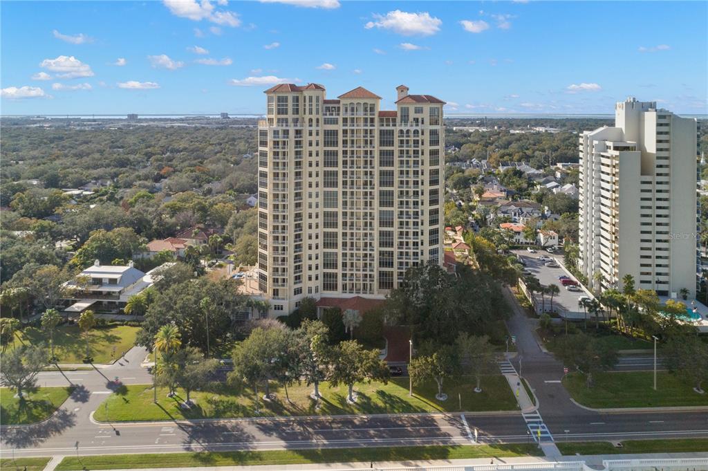4201 BAYSHORE BOULEVARD UNIT 502