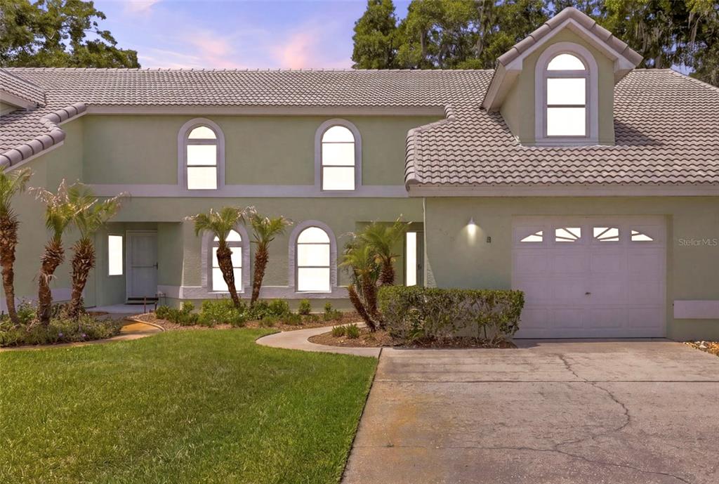 709 MORAY DRIVE