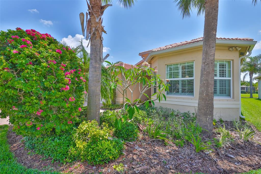 16227 CAPE CORAL DRIVE, WIMAUMA, FL — photo 4 of 30