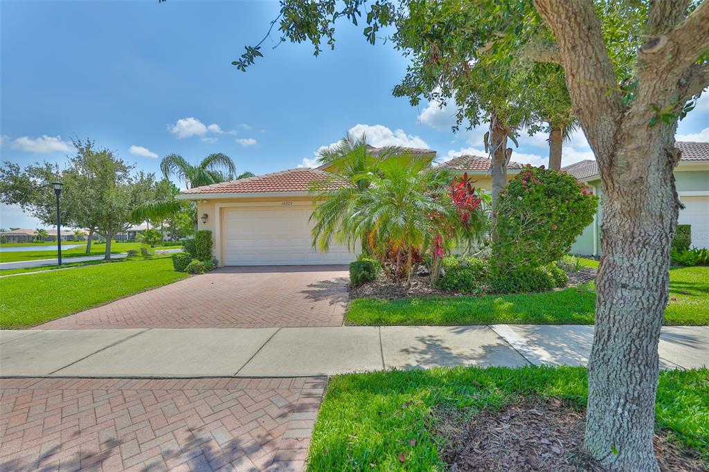 16227 CAPE CORAL DRIVE, WIMAUMA, FL — photo 5 of 30
