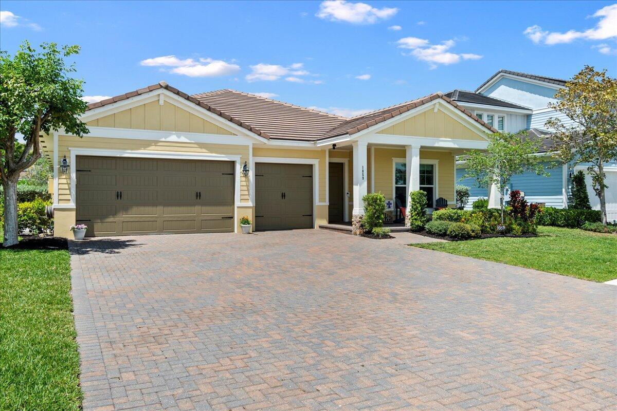 1059 Sweetgrass Street, Loxahatchee FL 33470