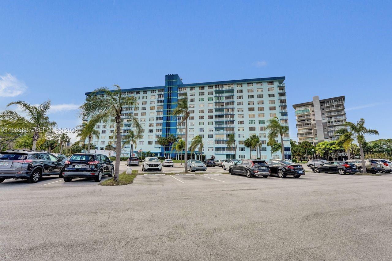 4001 Hillcrest Dr # 4, Hollywood FL 33021