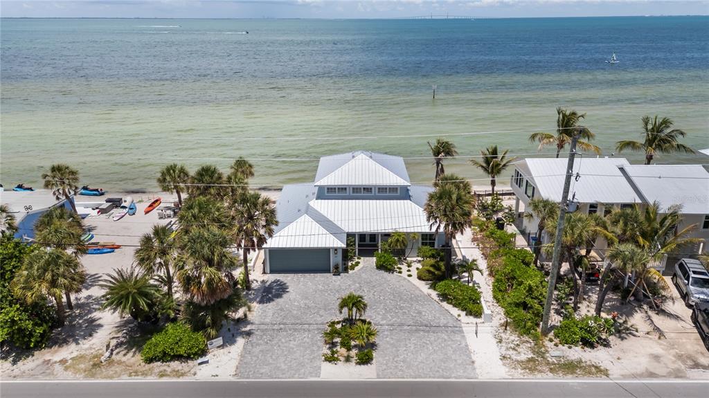 402 S BAY BOULEVARD