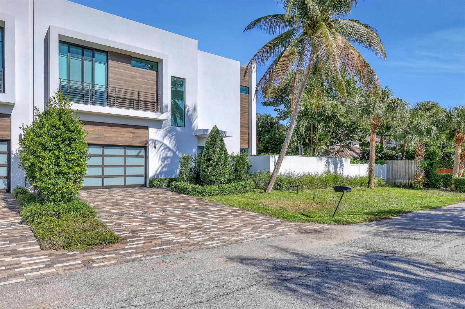 703 NE 5th Street, Delray Beach FL 33483