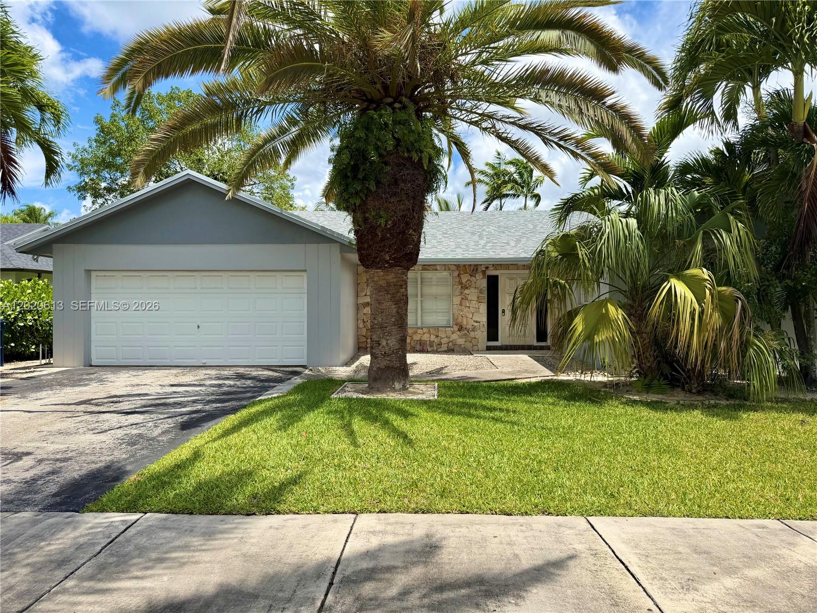 11541 SW 97th St, Miami FL 33176