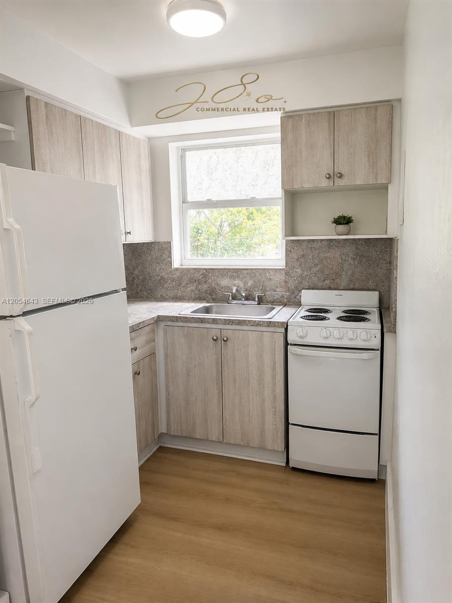 1465 W 28th St # 4, Hialeah FL 33010