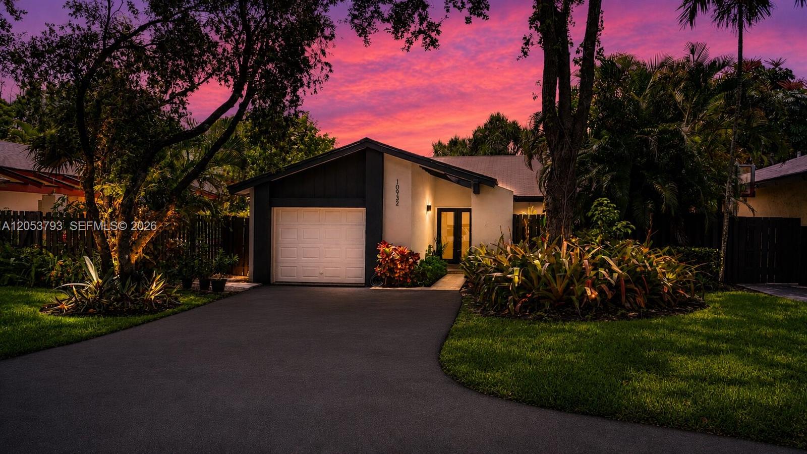 10932 SW 135th Ct Cir, Miami FL 33186